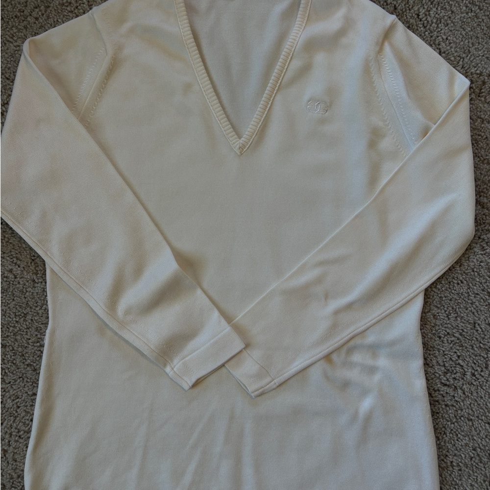Givenchy Men's Off-White V-Neck Sweater